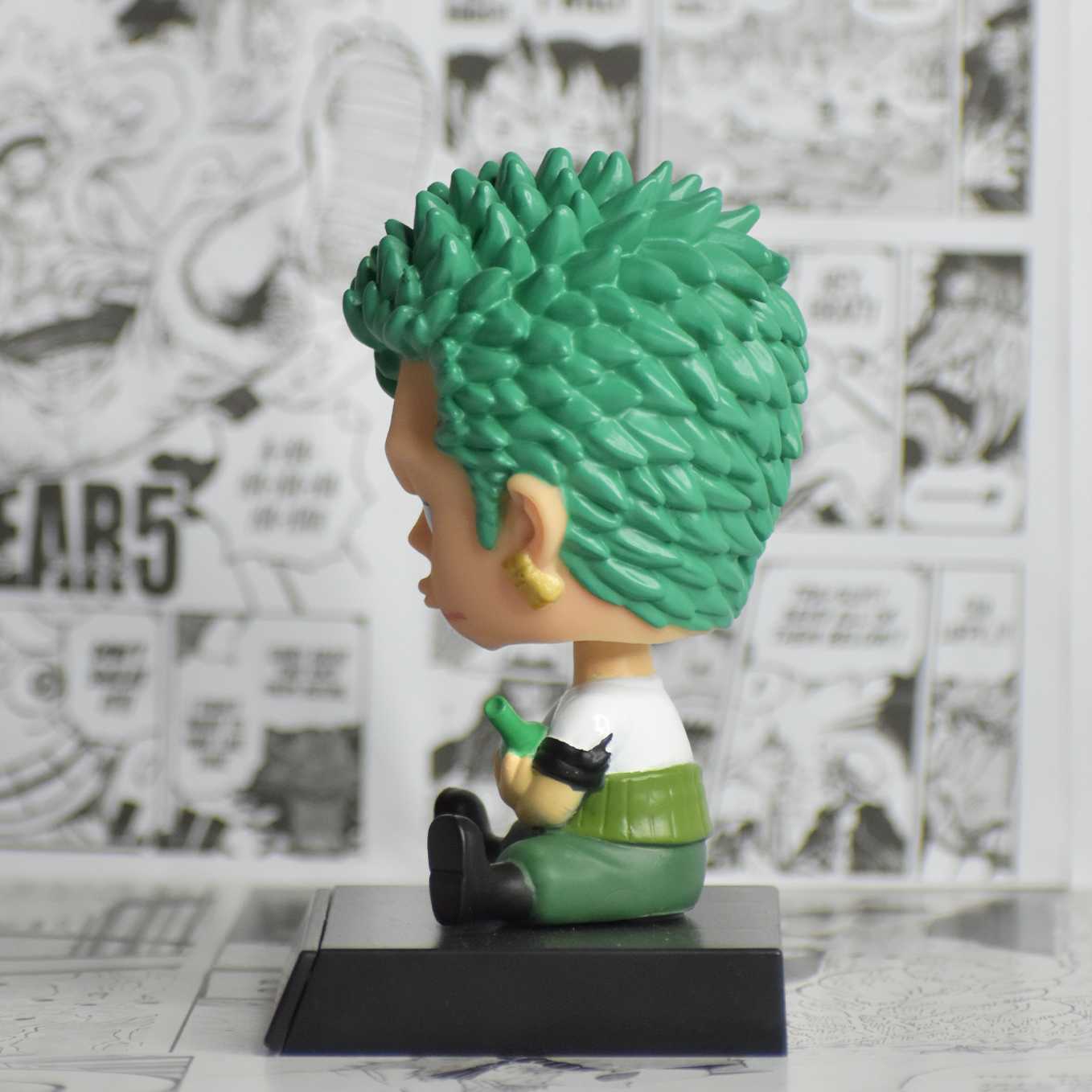 SoulAbiti One Piece bobblehead Roronoa Zoro of Straw hat Pirates (Mobile Holder, Car Dashboard décor, Table décor) - SoulAbiti